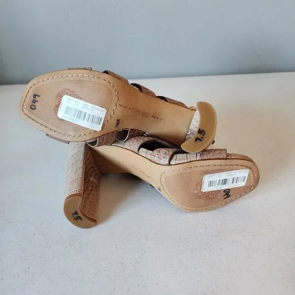 Vince Camuto Gladiator Sandal "NEW" - Picture 13 of 16